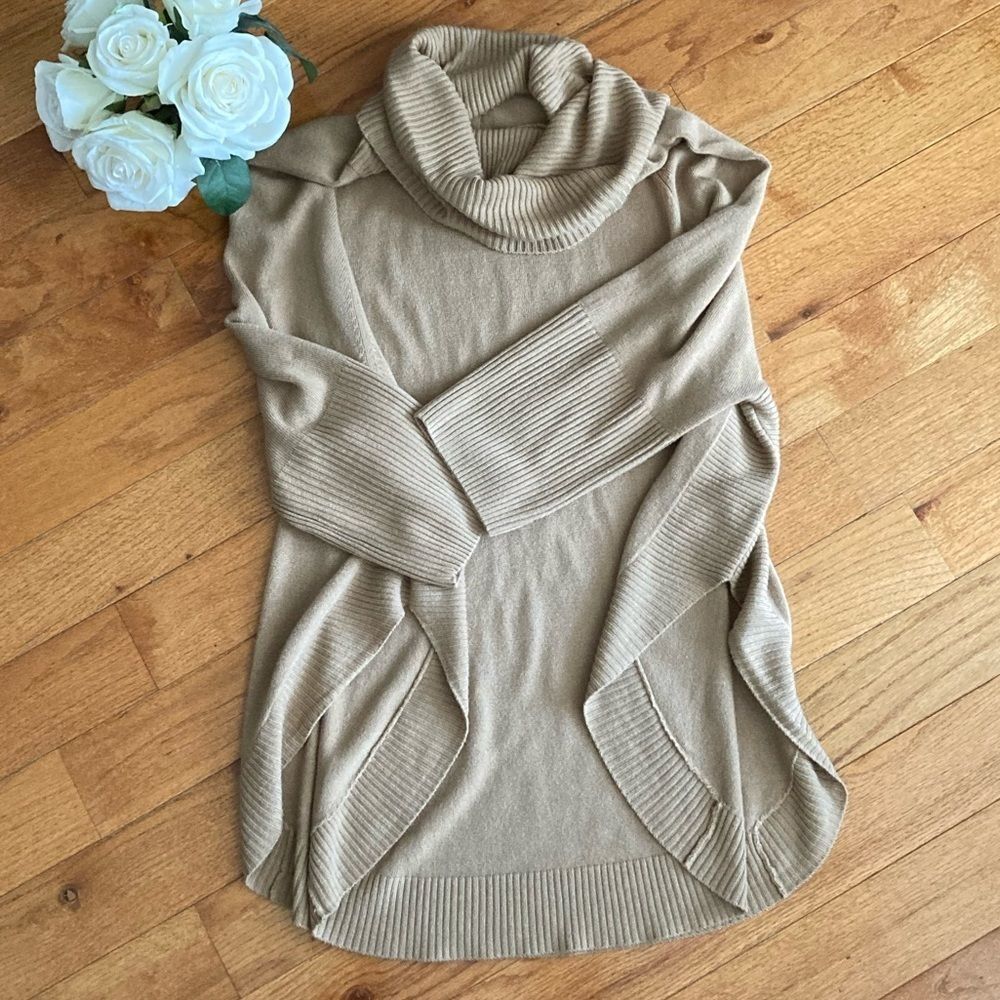 Roz & Ali Cowl Neck Sweater with 3/4 Length Sleeves size Large